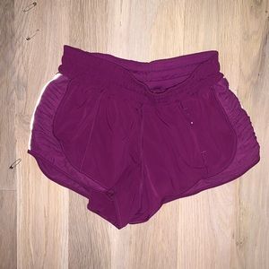 Lululemon Hotty Hot Short